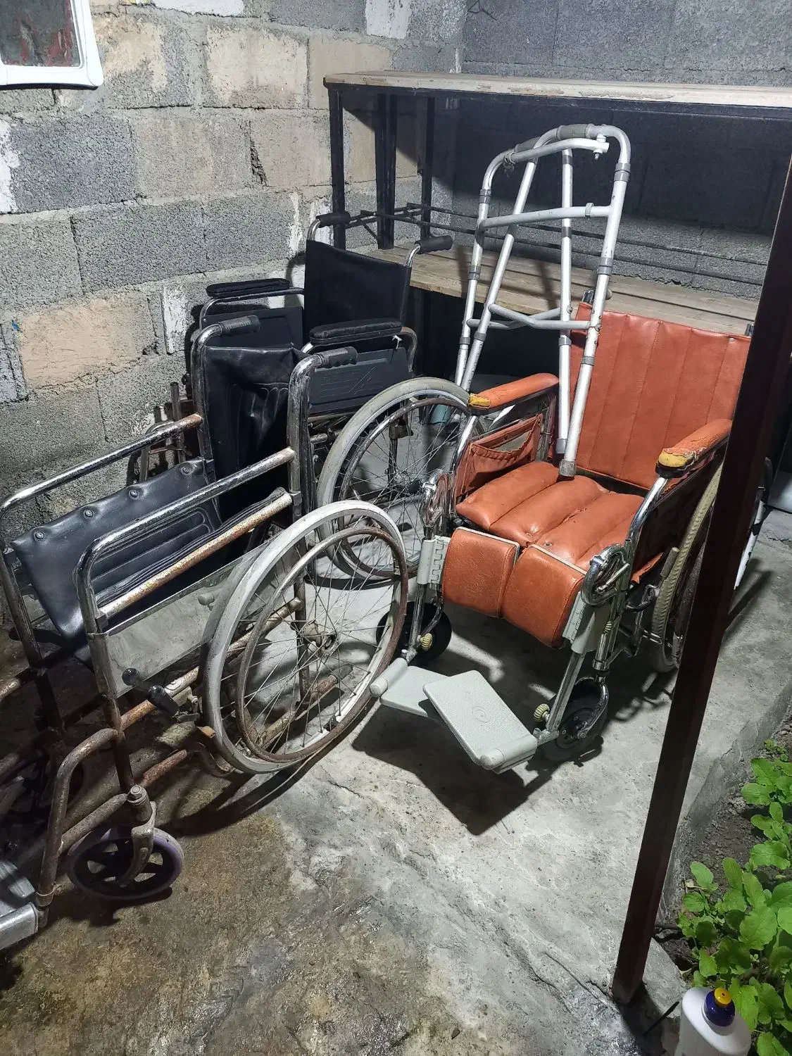 سه عددویلچر کار کرده و یک عدد واکر|آرایشی، بهداشتی، درمانی|طاهرگوراب, |دیوار