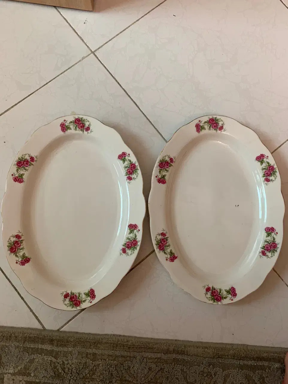 دیس پلوخوری گلسرخی یوماتسو ژاپن|ظروف سرو و پذیرایی|تهران, دریاچه شهدای خلیج فارس|دیوار