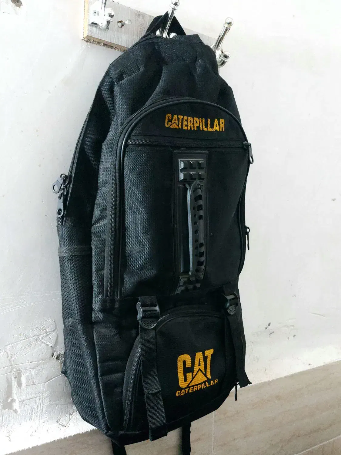 کیف و کوله پشتی CAT سایز متوسط|کیف، کفش، کمربند|زابل, |دیوار