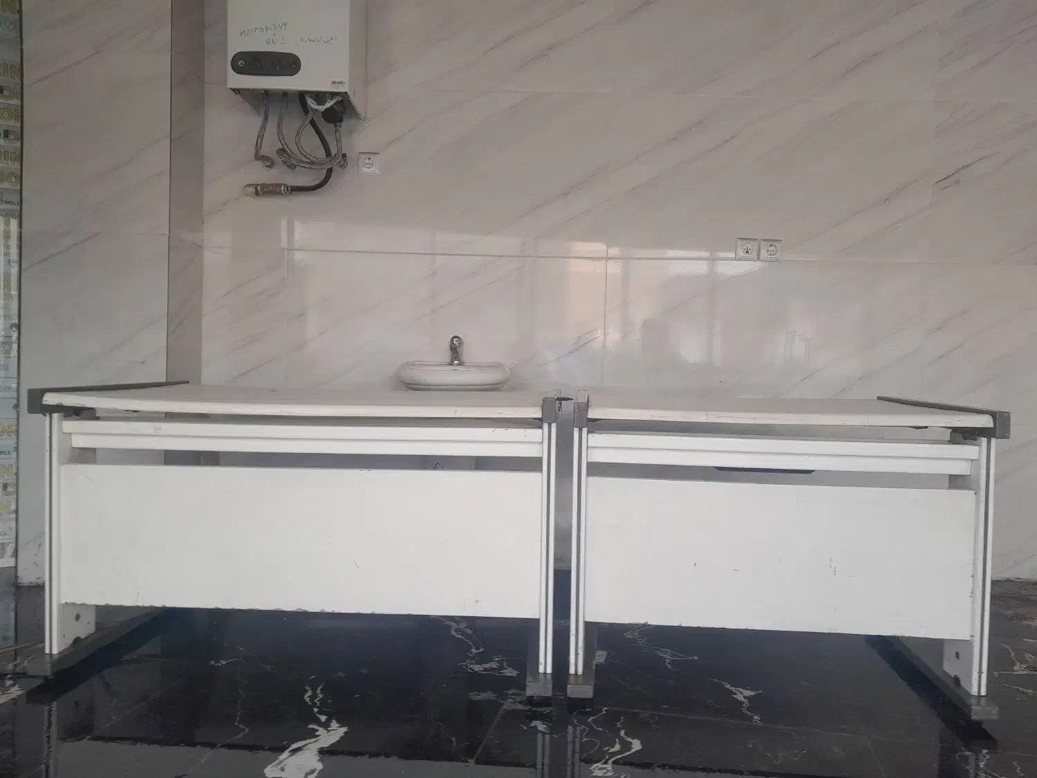 میز اداری|دفتر کار|نیشابور, ۲۲ بهمن|دیوار