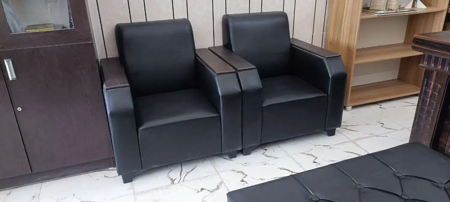 مبل چرم|مبلمان خانگی و میز عسلی|چابهار, |دیوار