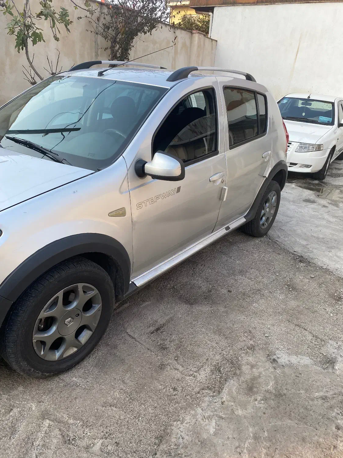 ساندرو استپ وی مدل ۹۷ اتومات|خودرو سواری و وانت|رشت, فلسطین|دیوار