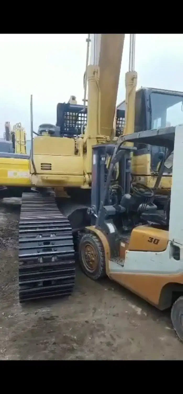 بیل مکانیکی کوماتسو ۴۳۰ خط ۸|خودرو سنگین|تهران, سعادت‌آباد|دیوار