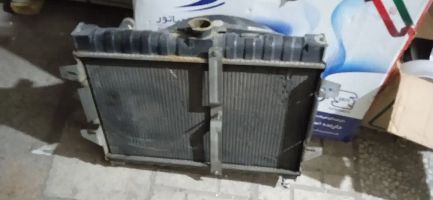 رادیاتور پیکان در حد نو|قطعات یدکی و لوازم جانبی|قم, نیروگاه|دیوار