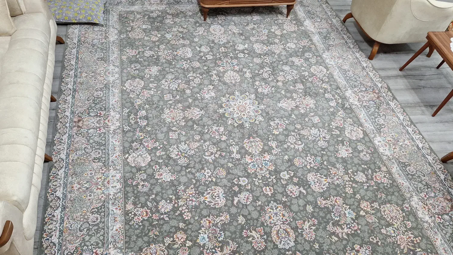 فرش ۱۲متری ۱۲۰۰شانه|فرش|صومعه‌سرا, |دیوار