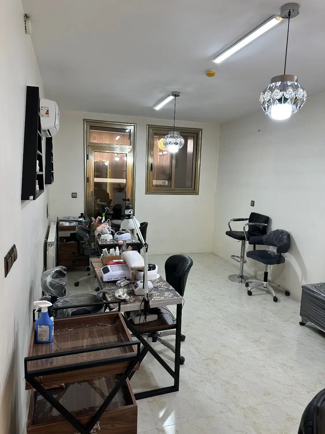 اجاره لاین ناخن،فشیال،رنگ،فر،بافت|آرایشگاه و سالن‌های زیبایی|اصفهان, ملک‌شهر|دیوار