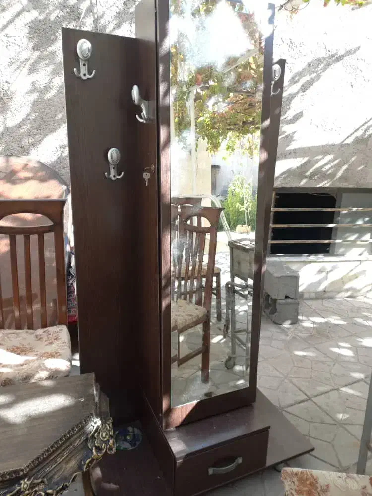 تعدادی وسایل خانه بعلت جابجایی بفروش میرسد|جاکفشی، کمد، دراور|پاکدشت, پاکدشت (مامازند)|دیوار