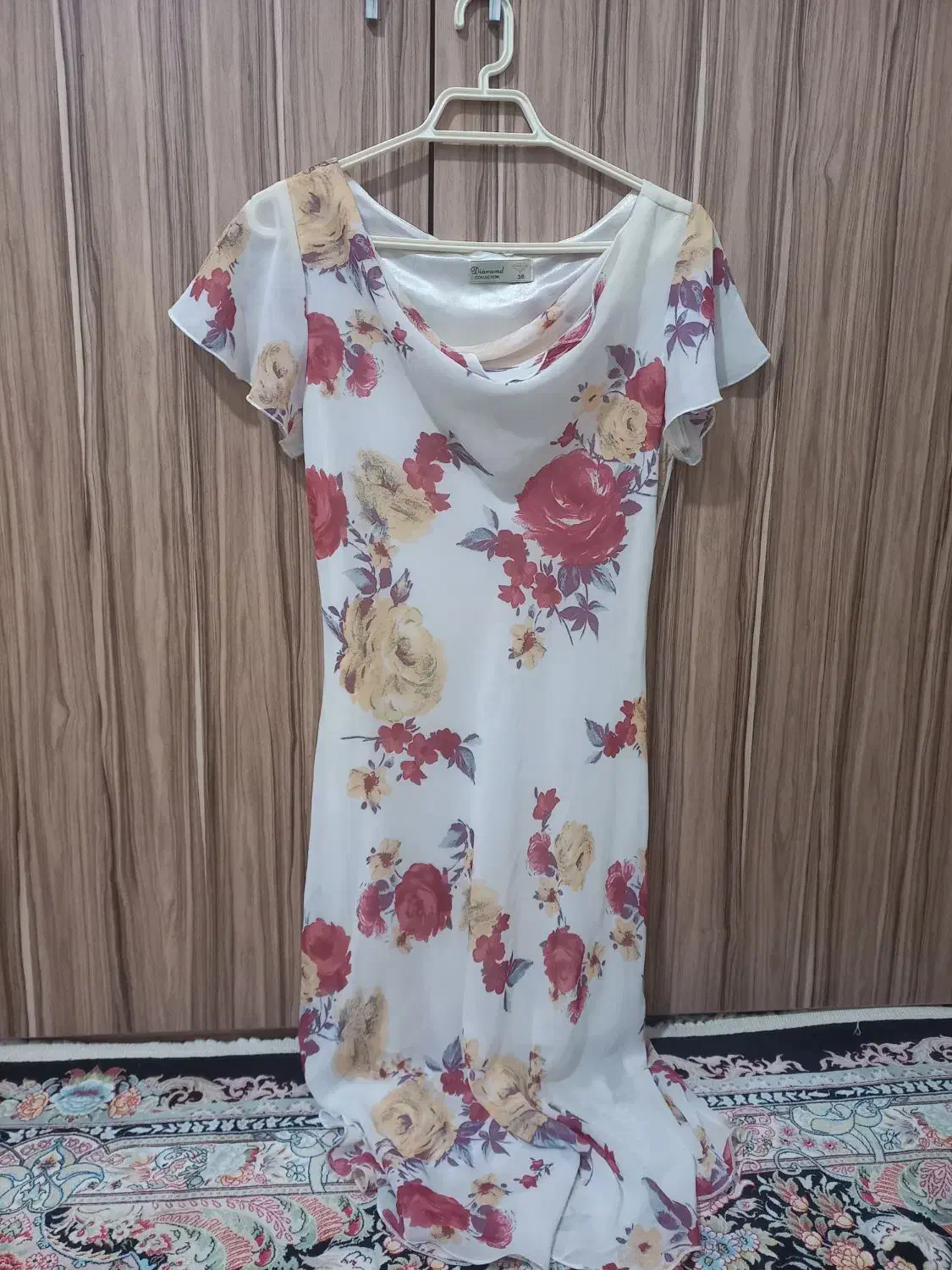 پیراهن حریر زیبا کاملا نو|لباس|سنقر, |دیوار