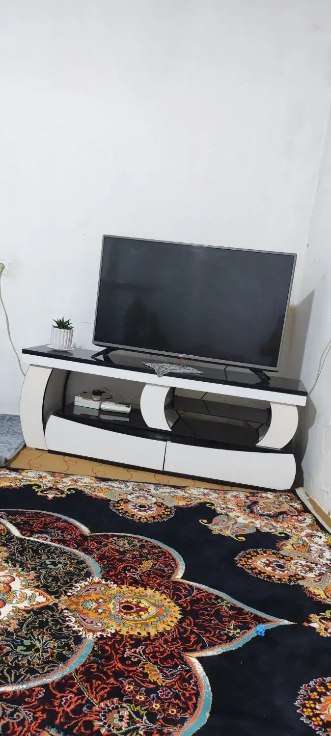 میز تلویزیون دو تکه ای|میز تلویزیون|سلماس, |دیوار