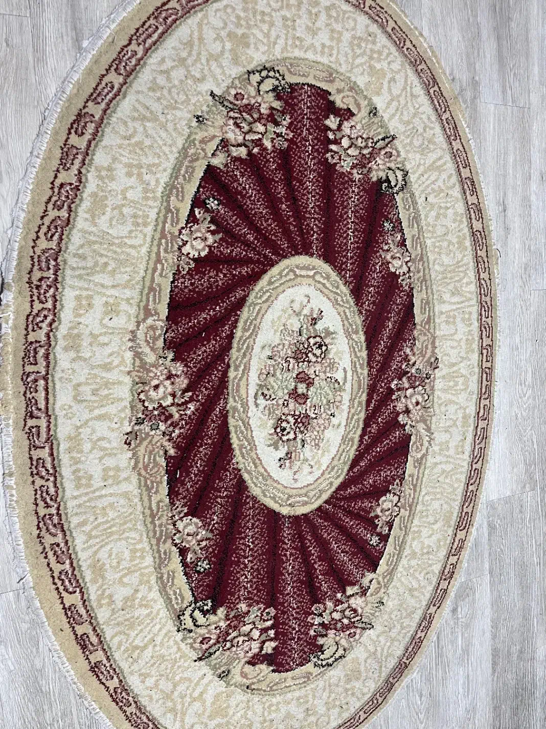 فرش بیضی|فرش|تهران, پاسداران|دیوار