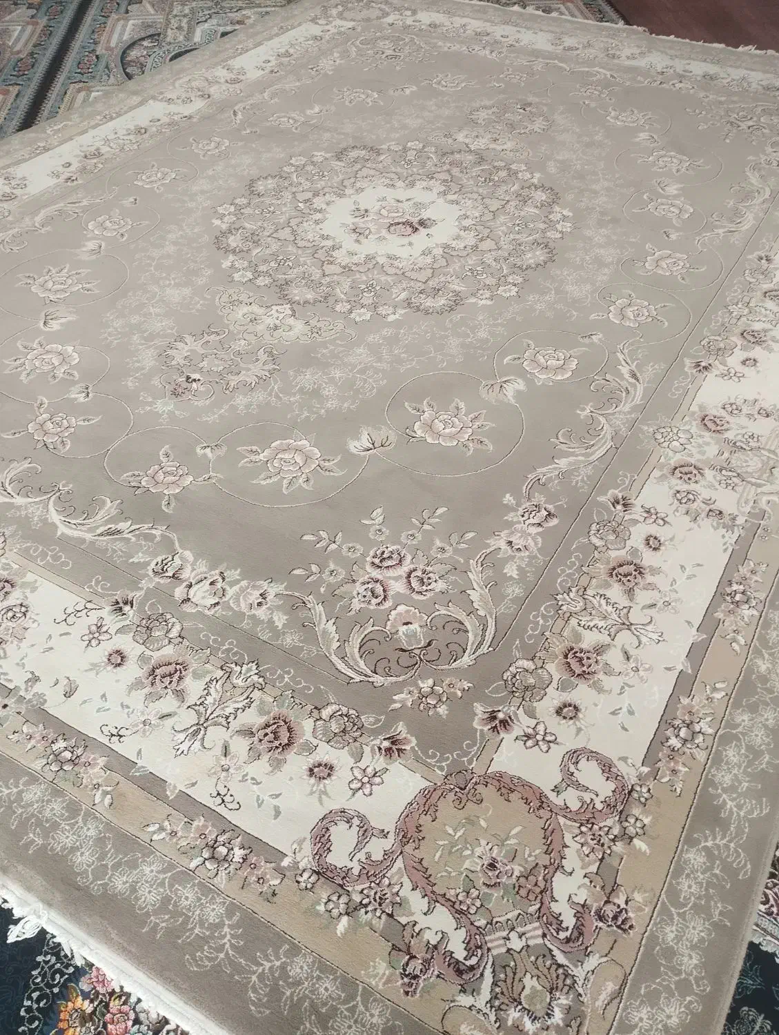 یک عدد فرش ۱۲ متری|فرش|گل تپه, |دیوار