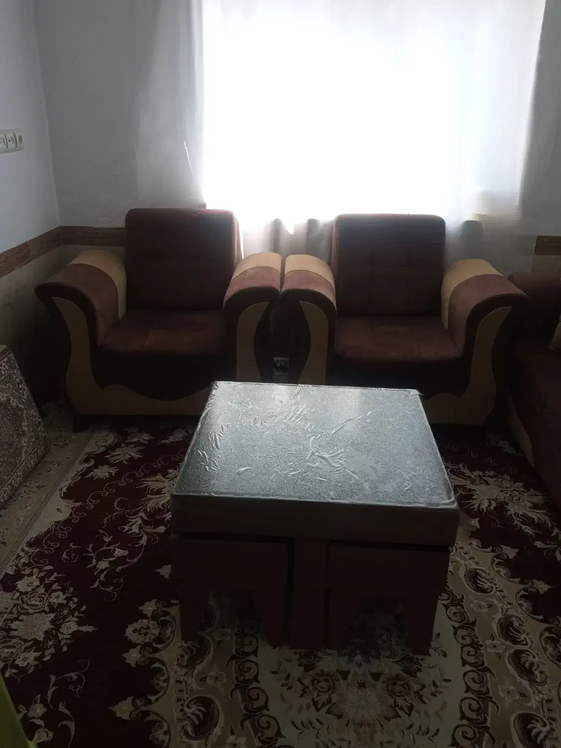 قیمت فقط 5میلیون|مبلمان خانگی و میز عسلی|بانه, |دیوار