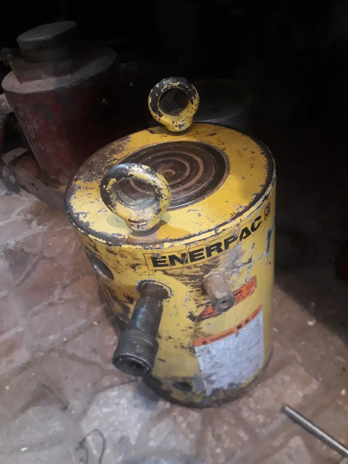 اصلاح نشست ساختمان وجک زنی و فروش جک|مصالح و تجهیزات ساختمان|تهران, دکتر هوشیار|دیوار