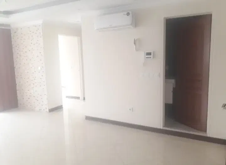 پایین یوسف آباد ۸۱ متر ، ۲ خواب ، نور و نقشه