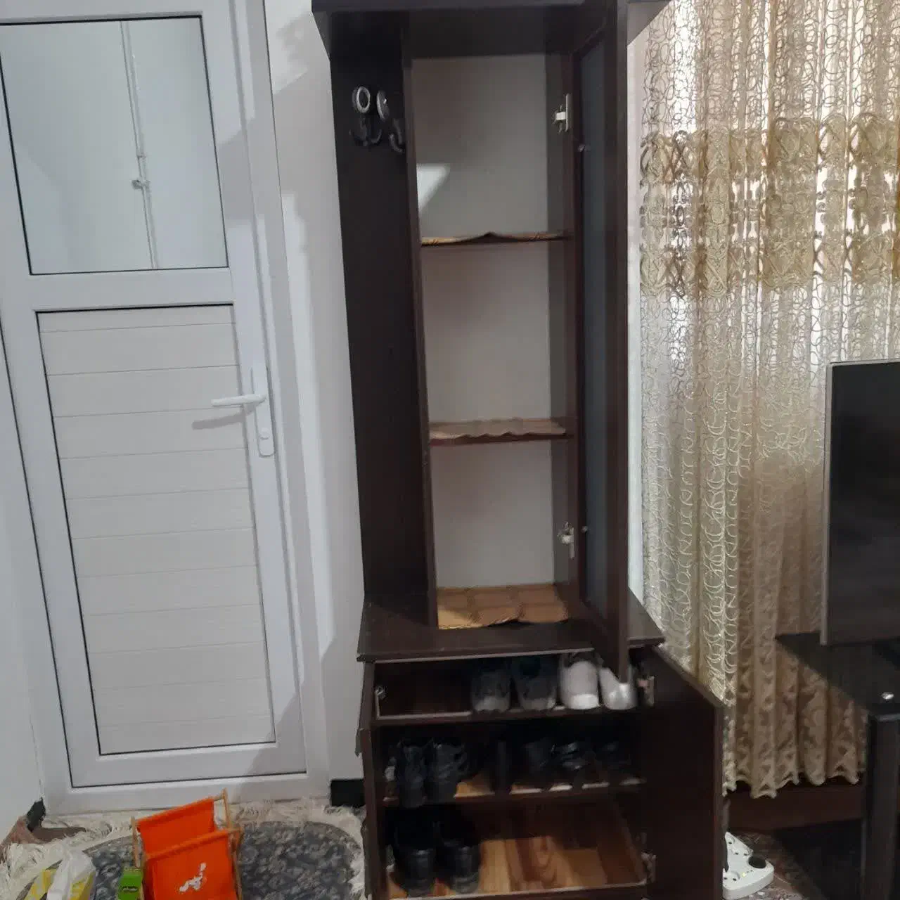 جاکفشی|جاکفشی، کمد، دراور|خرم‌آباد, |دیوار