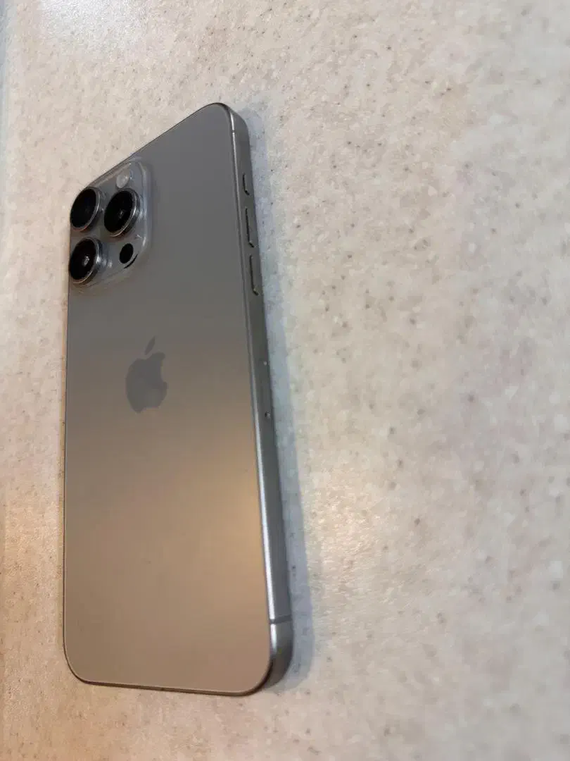 اپل iPhone 15 Pro Max با حافظهٔ ۲۵۶ گیگابایت|موبایل|قم, بنیاد|دیوار