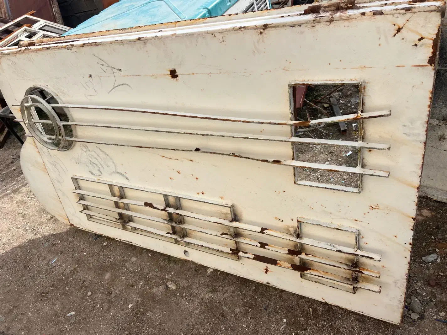 درب حیاط|مصالح و تجهیزات ساختمان|جهرم, |دیوار