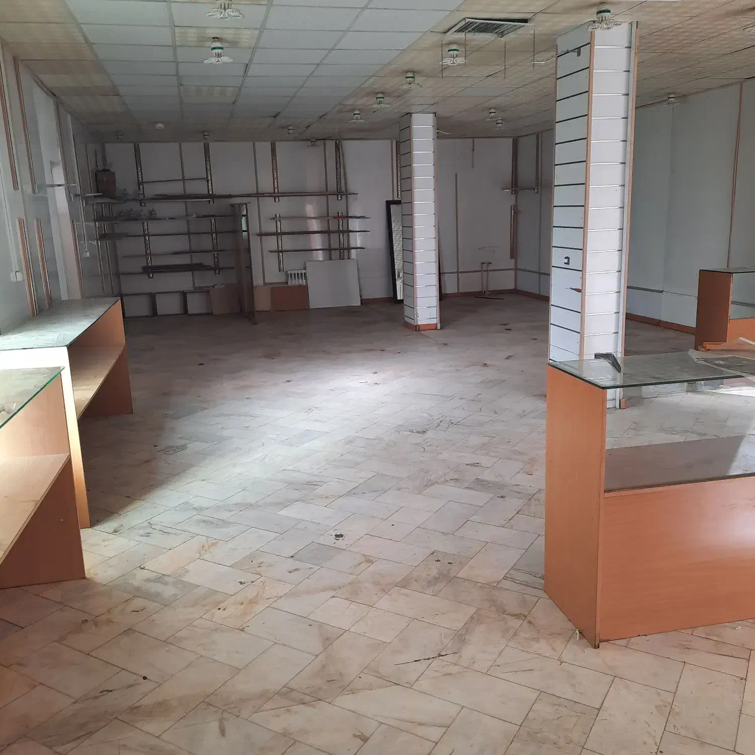 فروش مطب ۱۳۳ متری خیابان بهشتی|فروش دفتر کار، اتاق اداری، مطب|کرمان, |دیوار