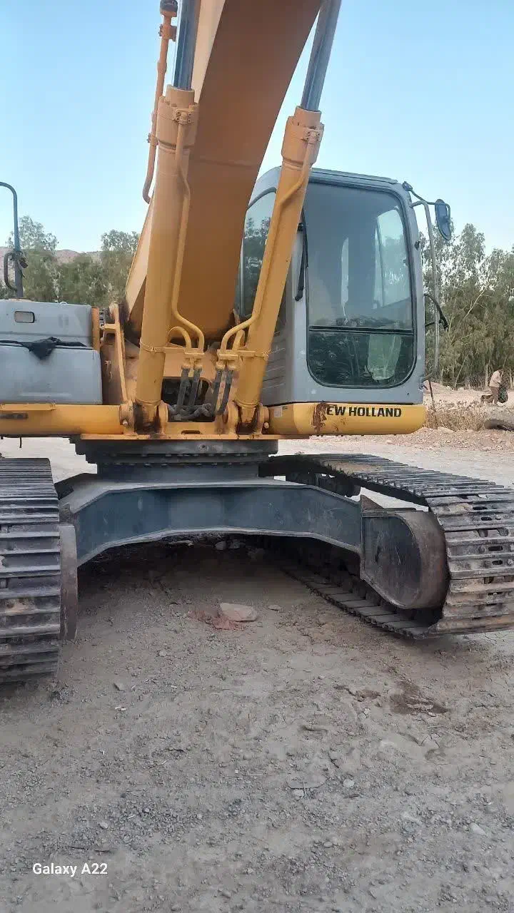 دستگاه بیل مکانیکی kobelco، نیوهلند|خودرو سنگین|همدان, |دیوار