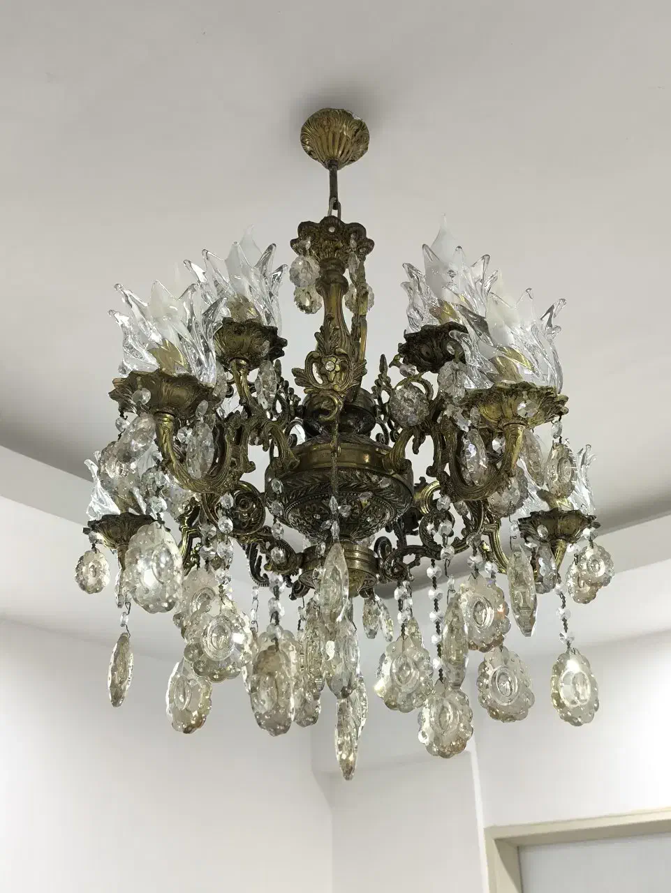 لوستر برنجی|لوستر و چراغ آویز|اسلامشهر, باغ فیض|دیوار