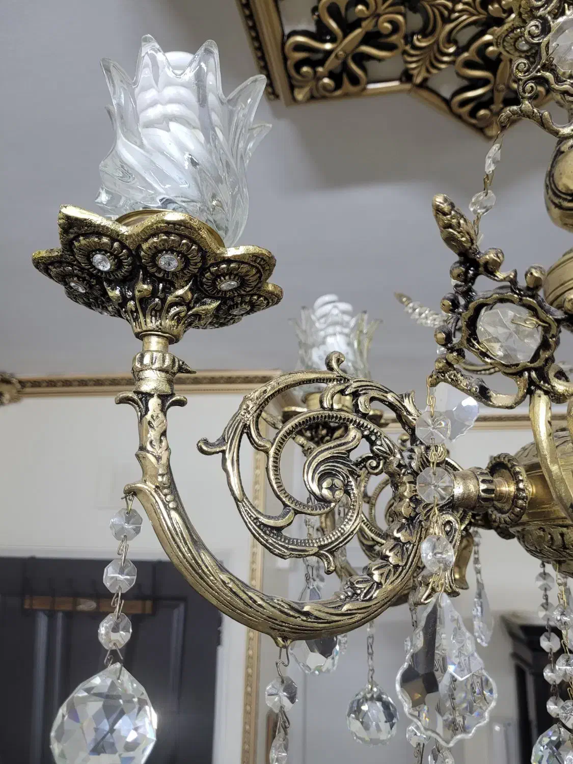 ۴ عدد لوستر ۵ شاخه تمام برنج|لوستر و چراغ آویز|تهران, نیروی هوایی (پیروزی)|دیوار