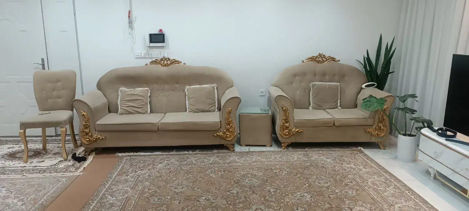 فروش مبل کلاسیک سالم|مبلمان خانگی و میز عسلی|سقز, |دیوار