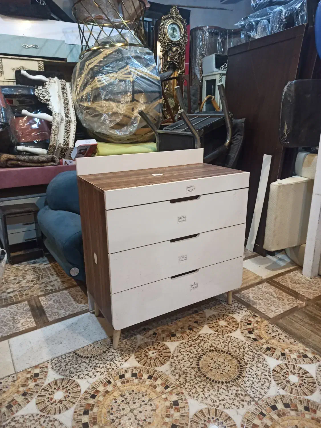 ساخت و نصب کابینت و کمد دیواری و تی وی وال و،|خدمات پیشه و مهارت|بجنورد, |دیوار