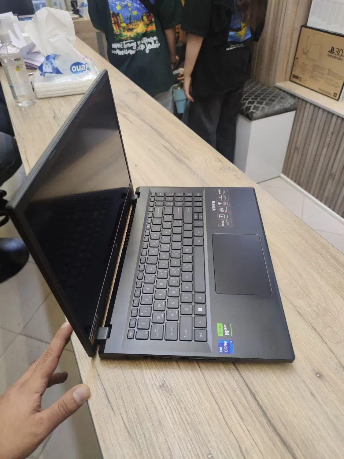لپتاپ acer nitro v15|رایانه همراه|شیراز, ملاصدرا|دیوار