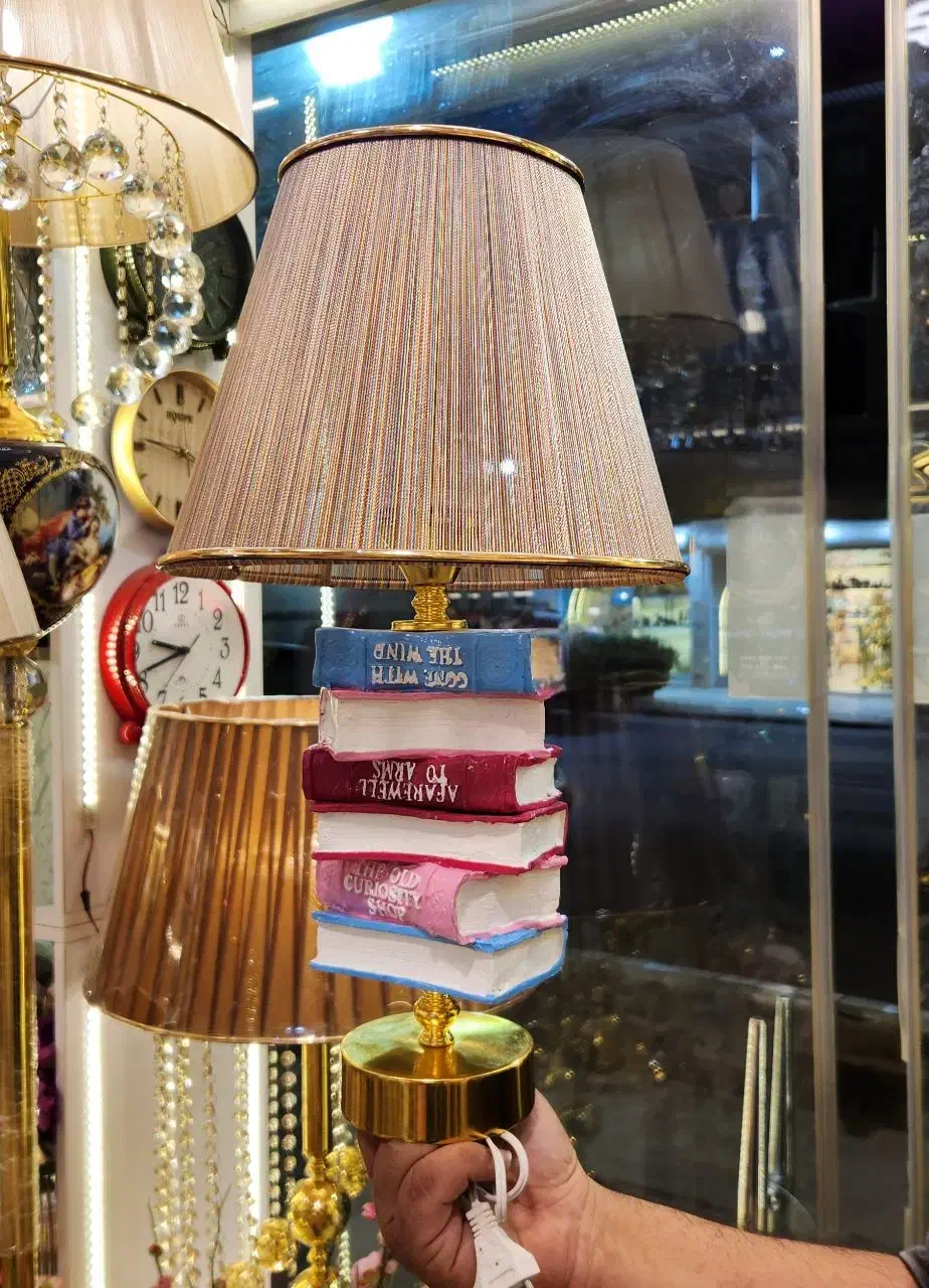 آباژور دکوراتیو طرح کتاب|چراغ خواب و آباژور|قم, بنیاد|دیوار