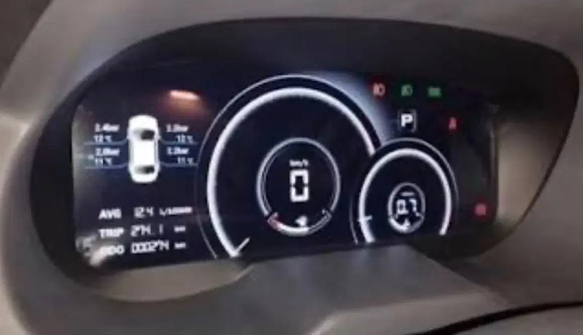 خودروی j4|خودرو سواری و وانت|تهران, آسمان|دیوار