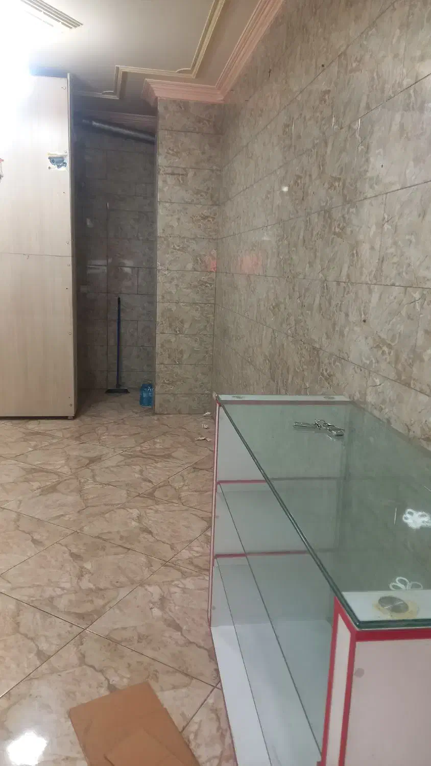 مغازه ۲۴متری|فروش مغازه و غرفه|تهران, عباسی|دیوار