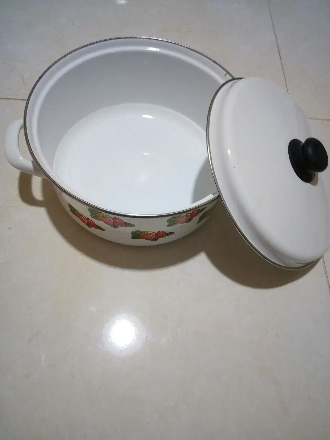 ظروف پذیرایی|ظروف سرو و پذیرایی|رشت, دروازه لاکان|دیوار