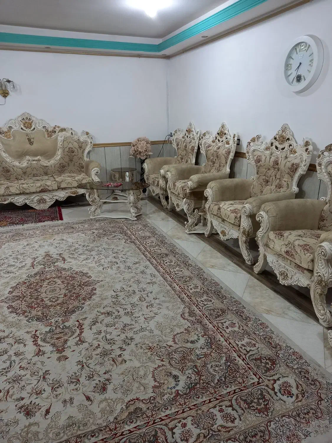 یکدست مبل سلطنتی 9نفره درحدنو|مبلمان خانگی و میز عسلی|دورود, |دیوار