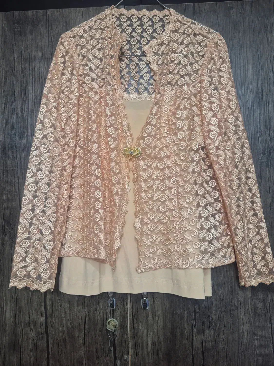 لباس مجلسی|لباس|آران و بیدگل, |دیوار