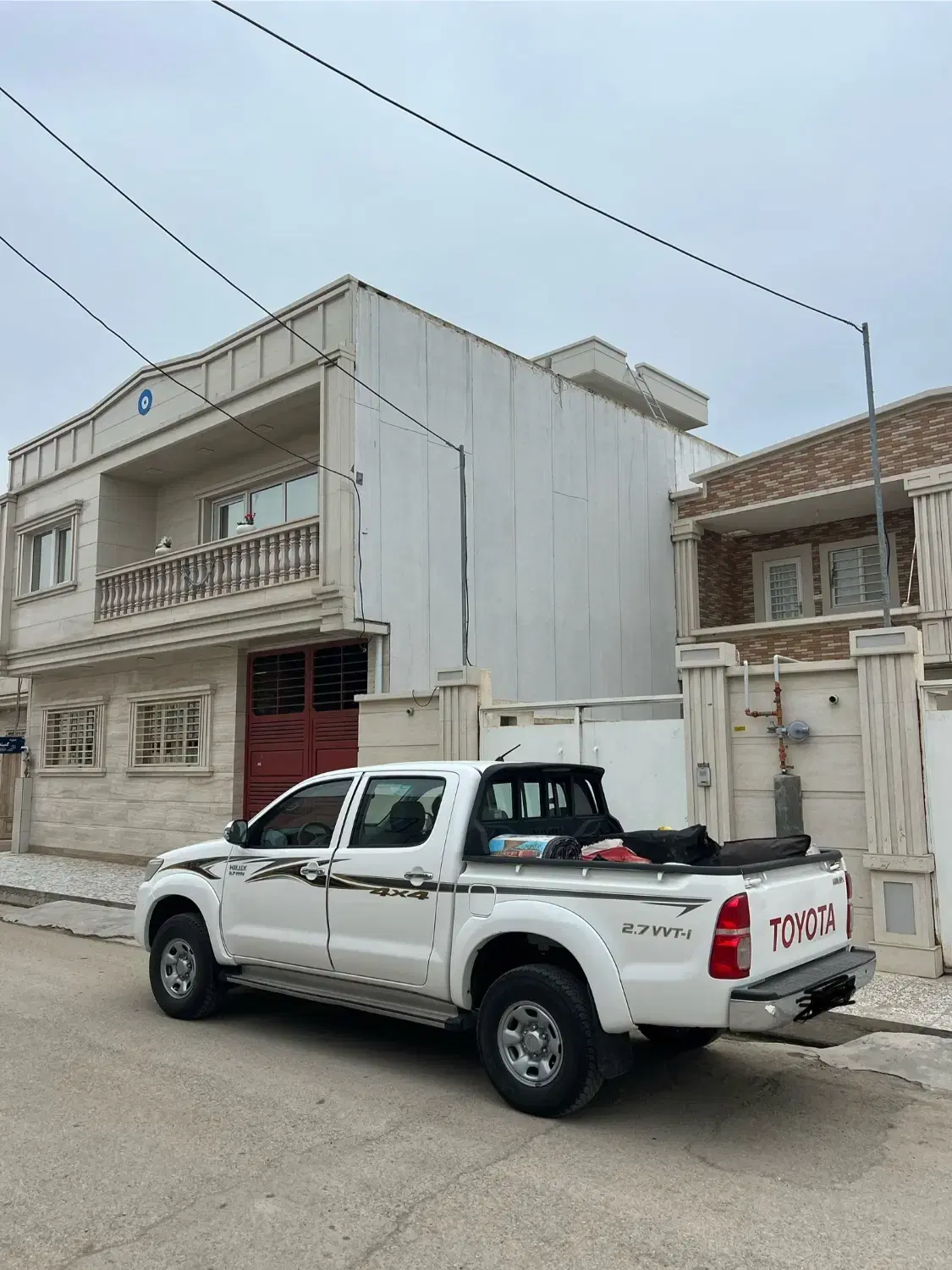 هایلوکس ۲۰۱۲|خودرو سواری و وانت|گرگان, |دیوار