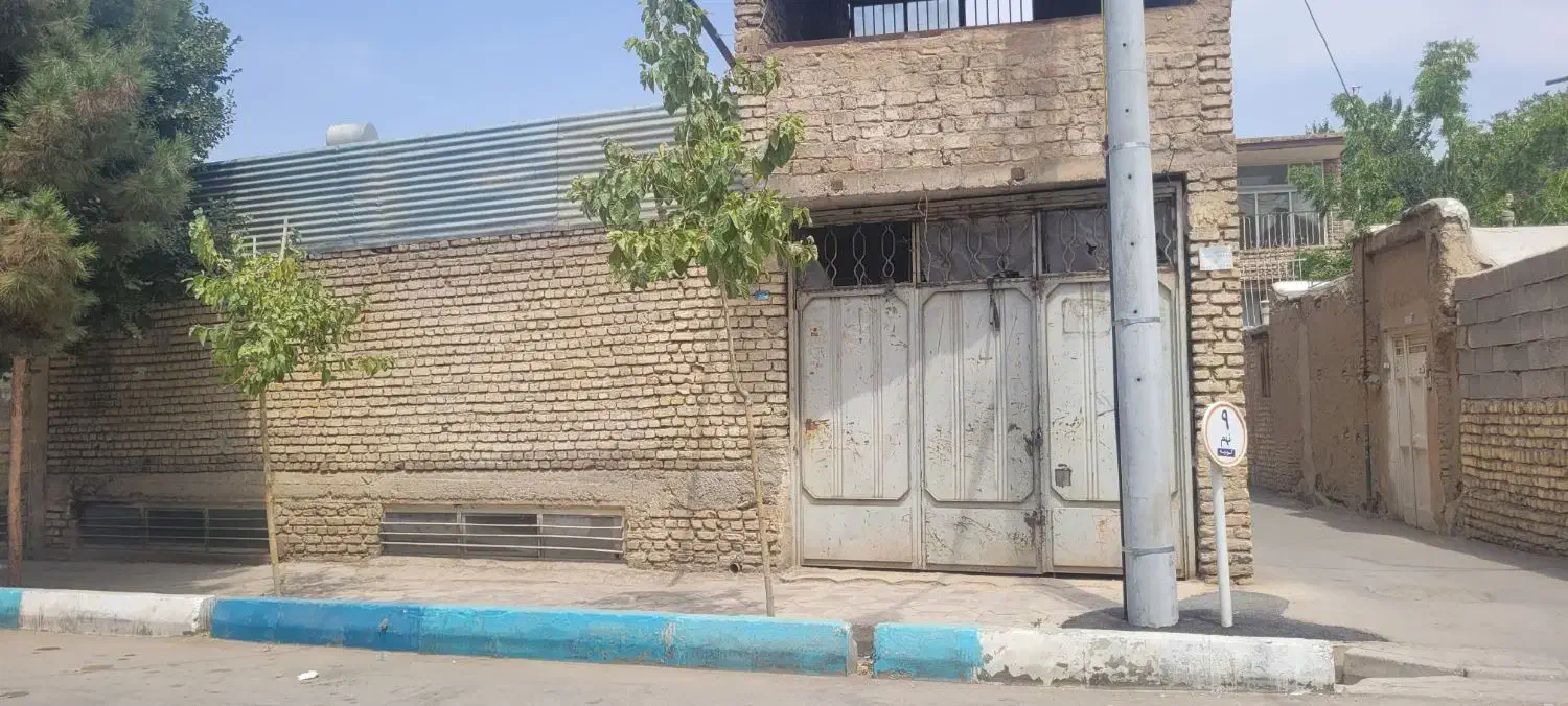 یک باب کارگاه 150 متری|اجارهٔ مغازه و غرفه|اصفهان, زاجان|دیوار