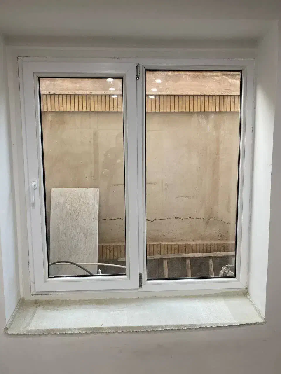 پنجره وین تک در حد آک بدون نقطه و خط و خش|مصالح و تجهیزات ساختمان|قم, بنیاد|دیوار