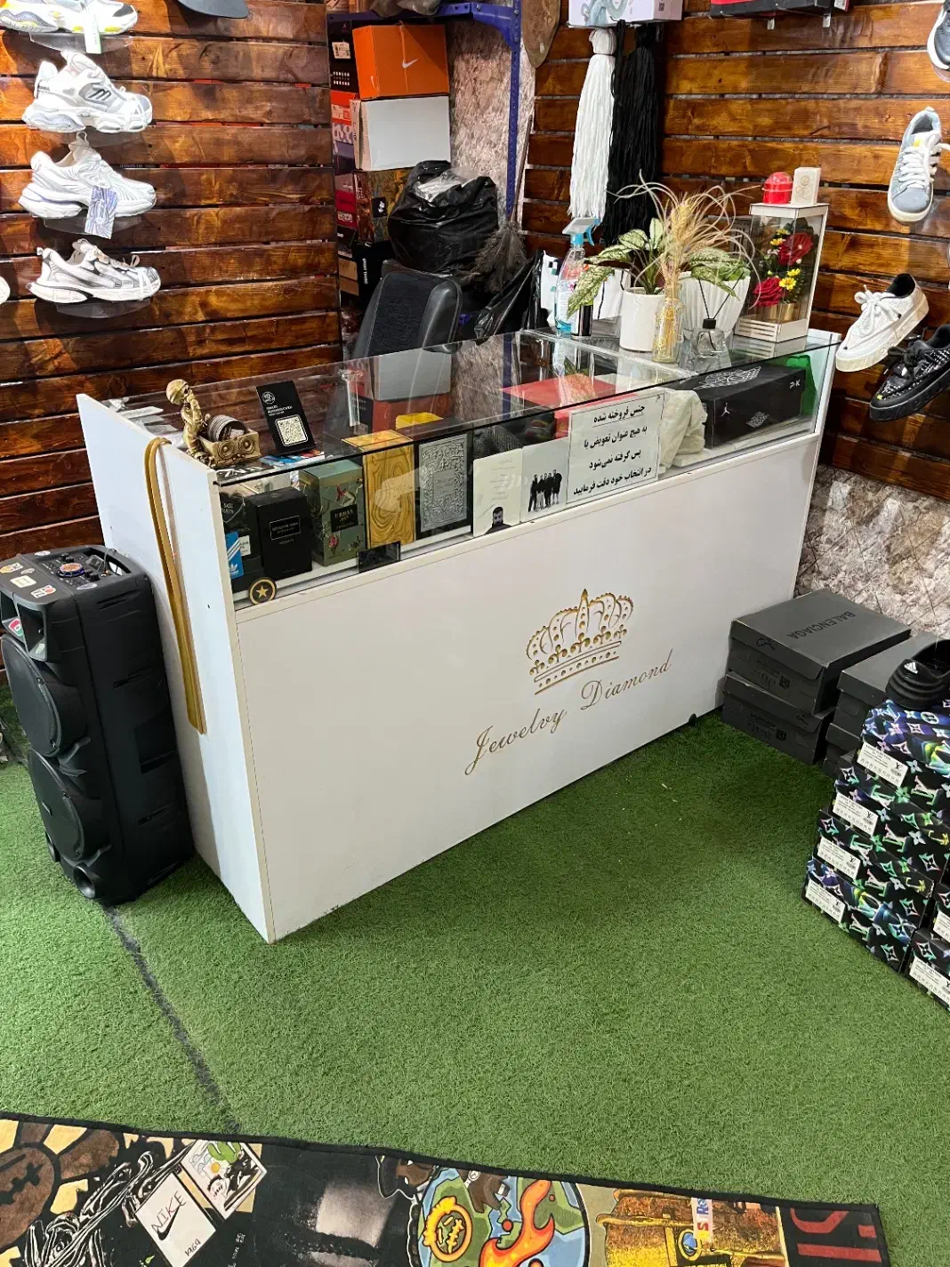 میز پیشخوان ویترین دار|فروشگاه و مغازه|فولادشهر, B4|دیوار