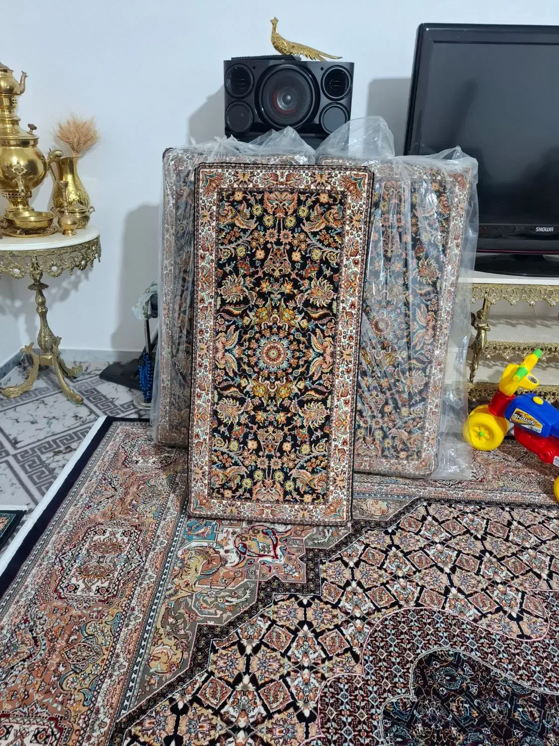 ۲ جفت پشتی|پشتی|اراک, |دیوار