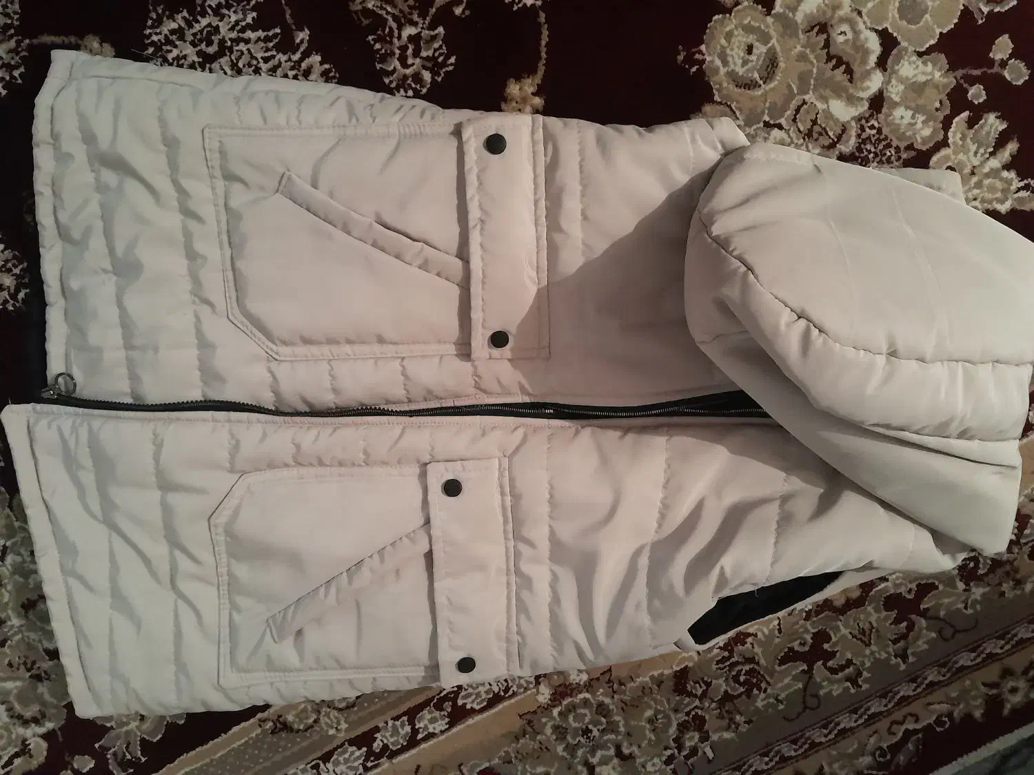 پافر نو|لباس|خلخال, |دیوار
