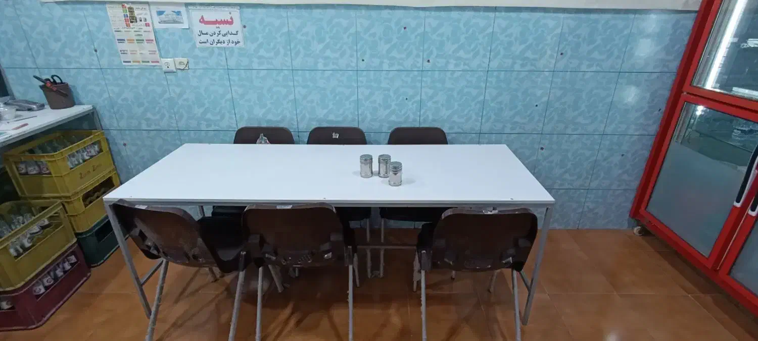 میز غذا خوری|میز و صندلی غذاخوری|پیرانشهر, |دیوار