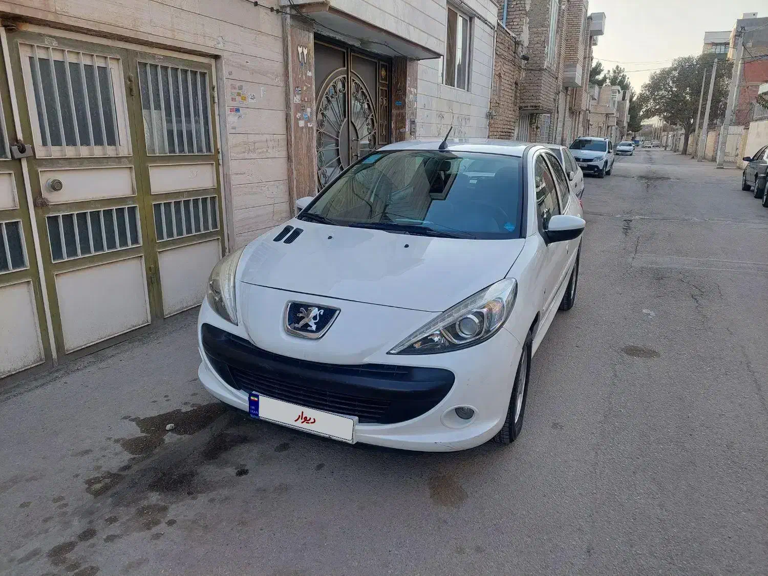 پژو ۲۰۷ مدل۹۶|خودرو سواری و وانت|بجنورد, |دیوار