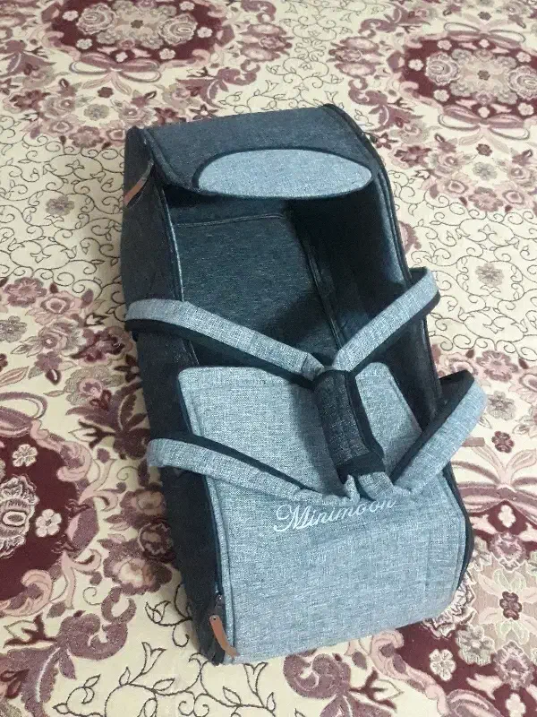 کریرنوزاد|کالسکه و لوازم جانبی|تربت‌حیدریه, آغوی|دیوار