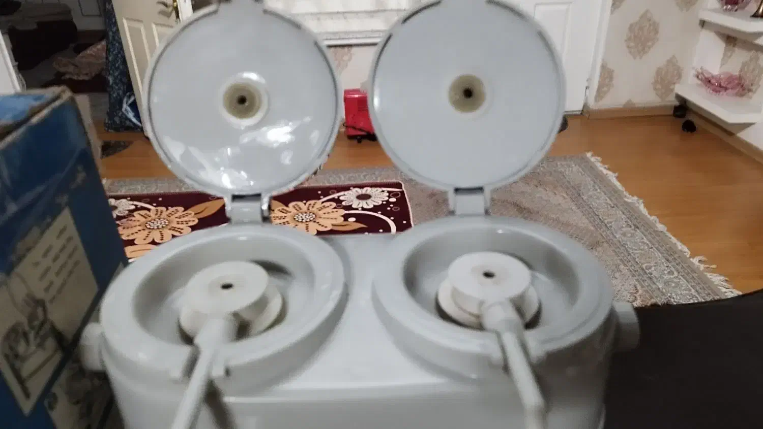 فلاسک دو قلو نو فقط یه بار استفاده شده|قوری، کتری، قهوهساز دستی|تبریز, |دیوار