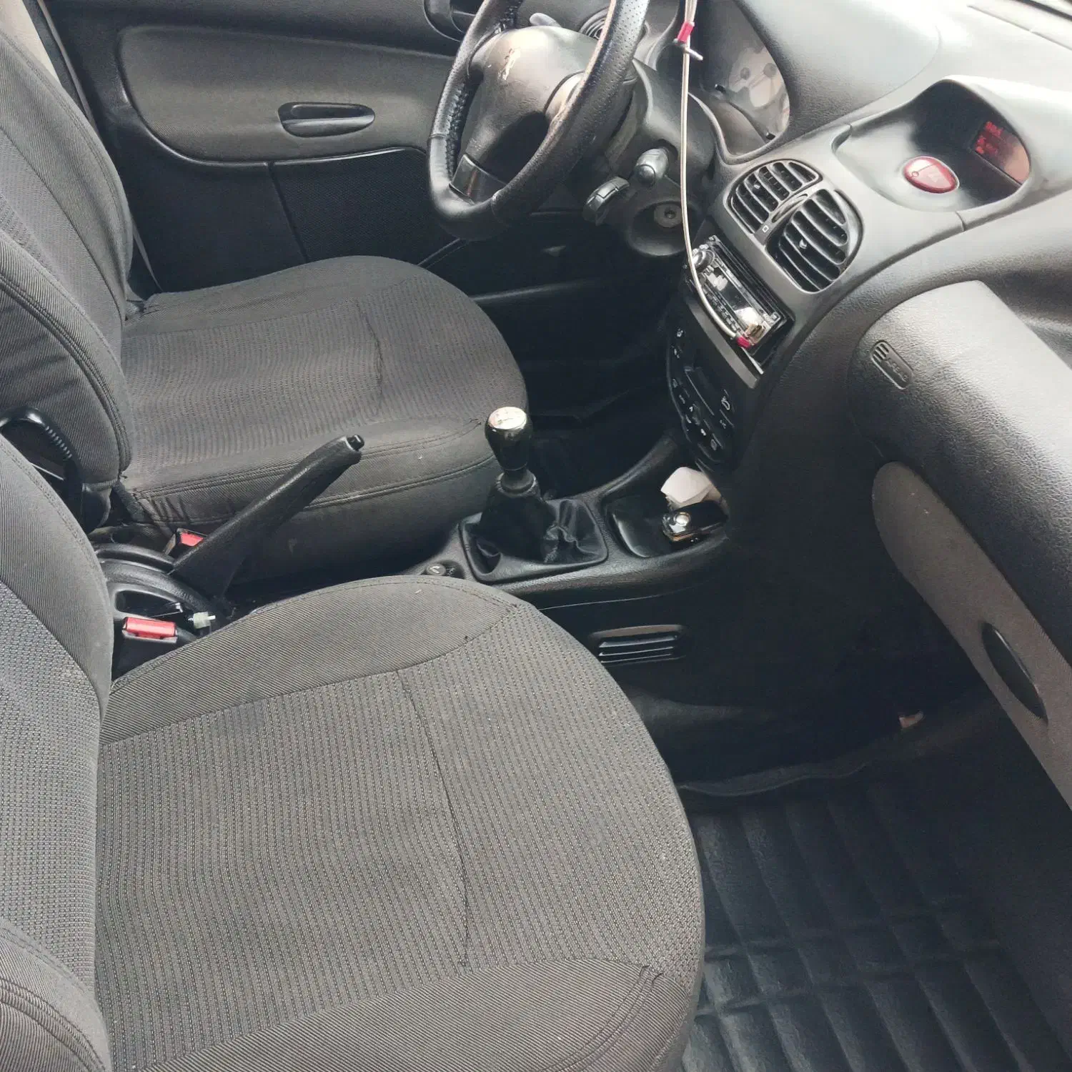 ۲۰۶ اس دی|خودرو سواری و وانت|مرودشت, شهرک مهدیه|دیوار