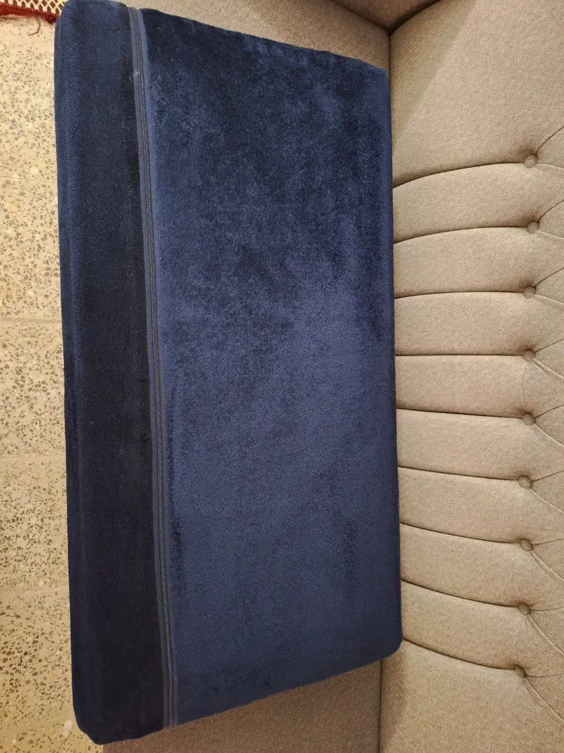 پشتی 700 شانه|پشتی|خرم‌آباد, |دیوار