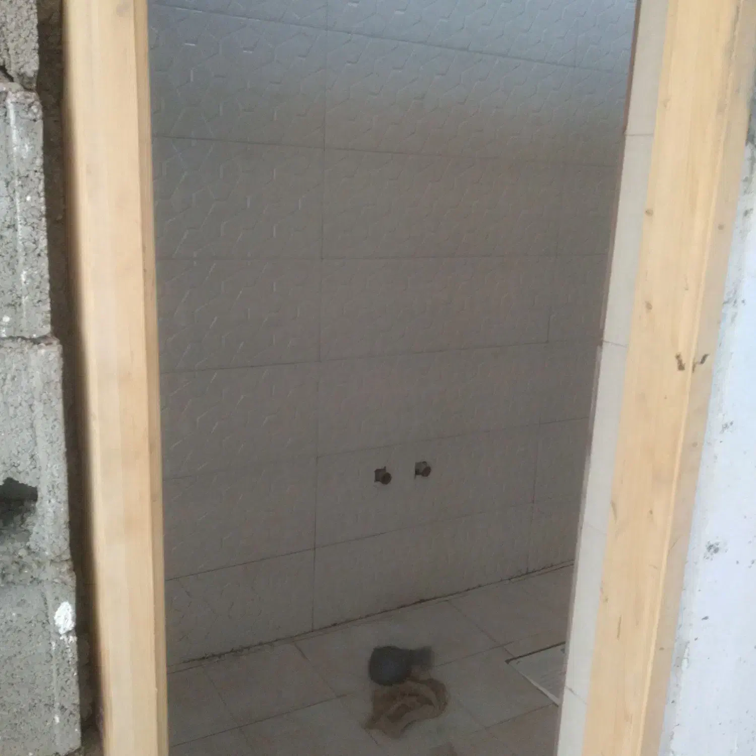 ۲۷۰تومن نصب سرامیک|خدمات پیشه و مهارت|بابلسر, |دیوار