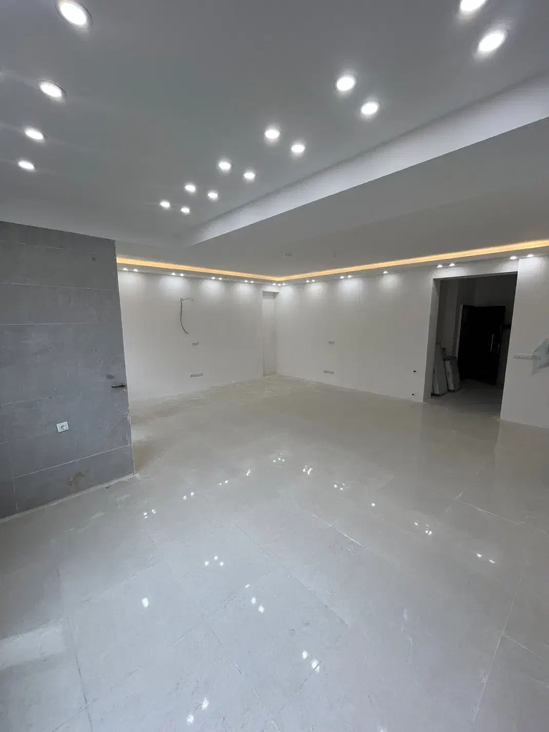 واحدکلیدنخورده در قلب بلوار دانش|فروش آپارتمان|کاشان, دانش|دیوار