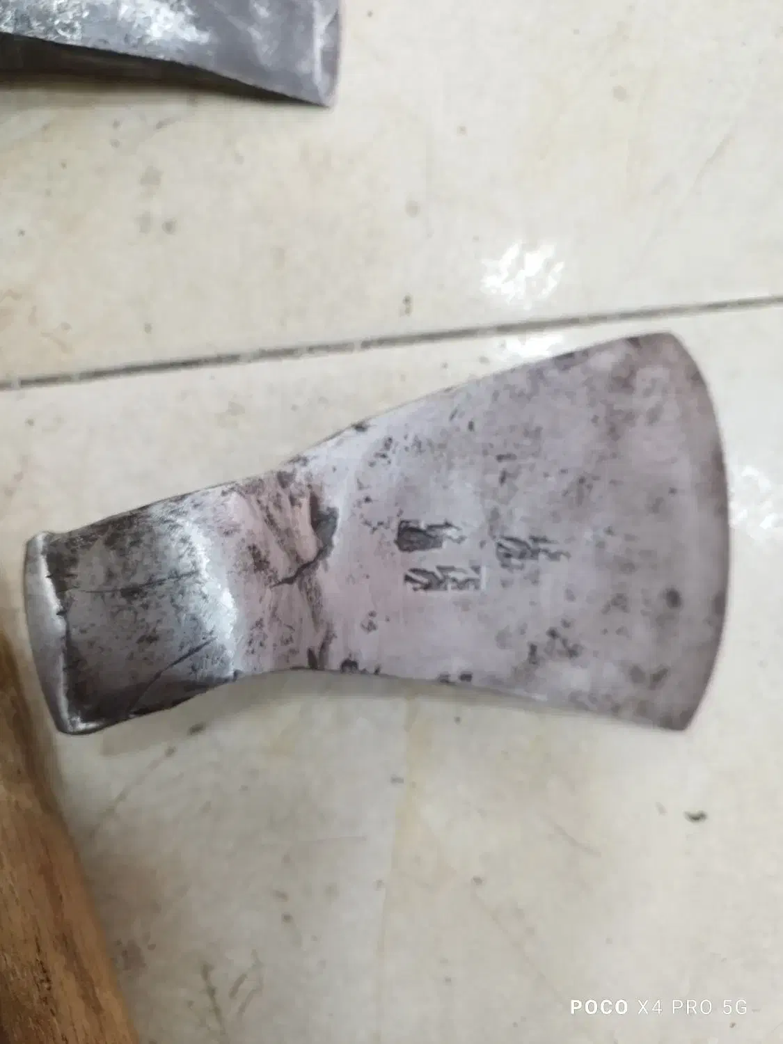 تبر|کلکسیون اشیاء عتیقه|ملایر, |دیوار