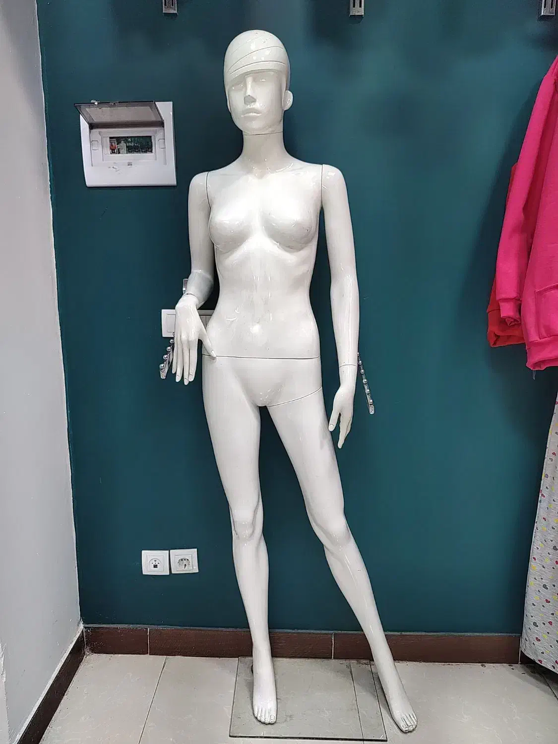 مانکن ، چوب کار و رگال|فروشگاه و مغازه|کرمانشاه, |دیوار